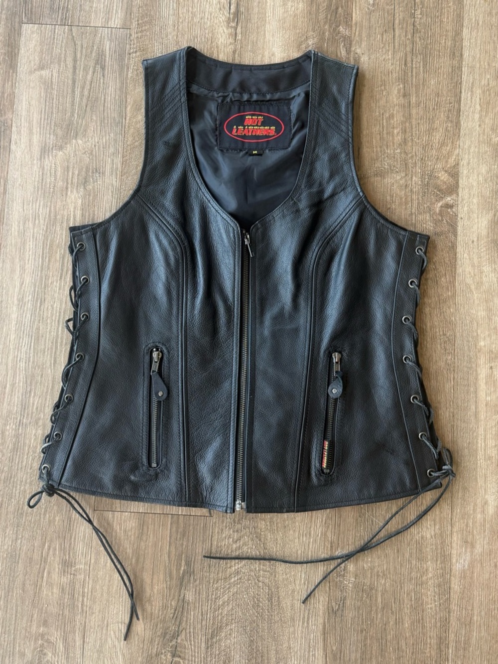 Hot leathers v neck women’s lace up vest